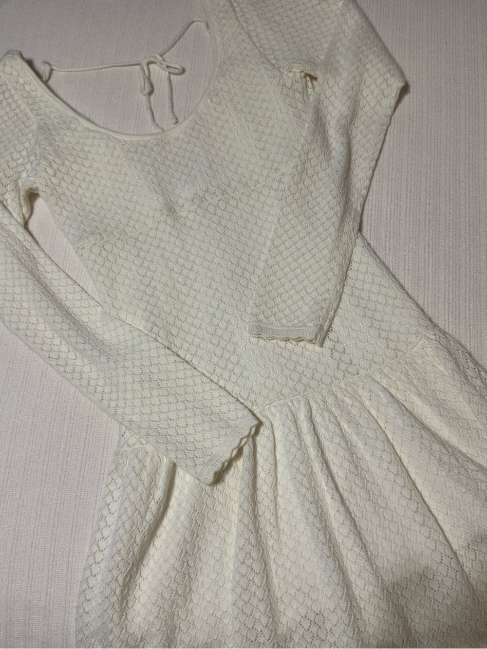Hollister Knit Long Sleeve Mini Dress / Cream / Medium